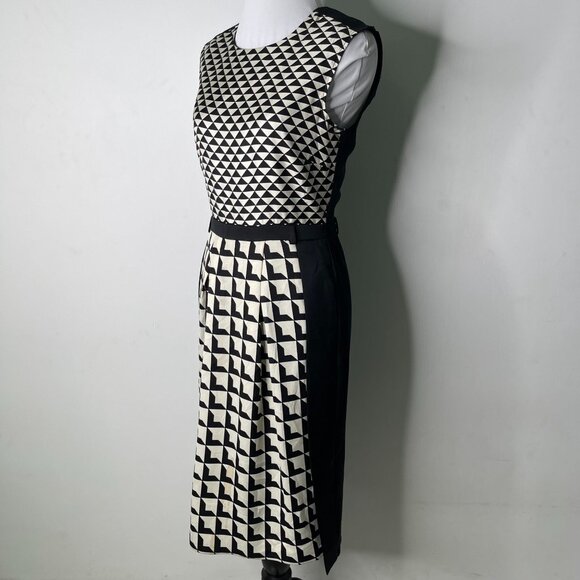 Malene Birger Women's Cream Black Geometric Print Shift Silk Dress Size 34 - Picture 3 of 16